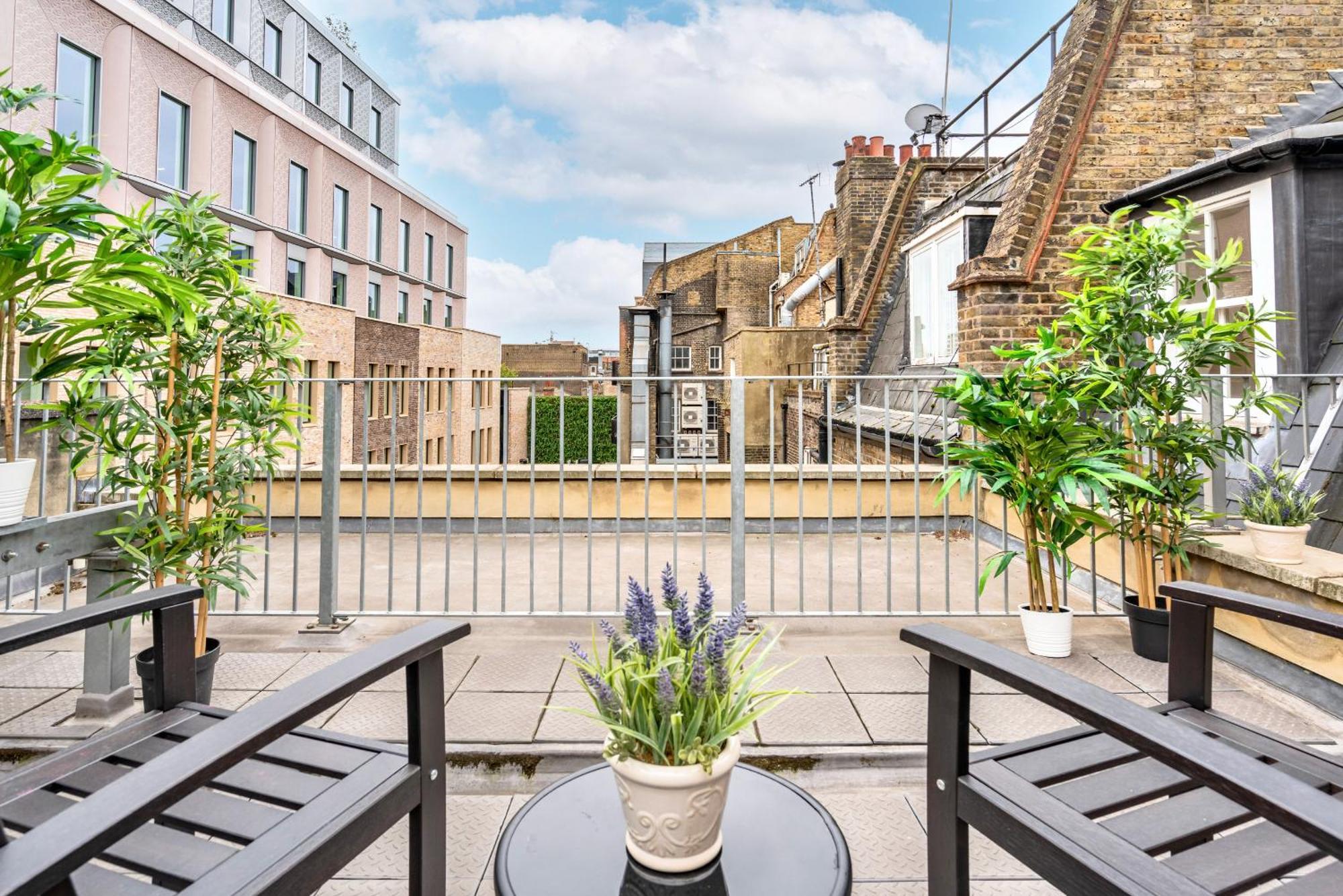 Be London - The Soho Residences Rum bild